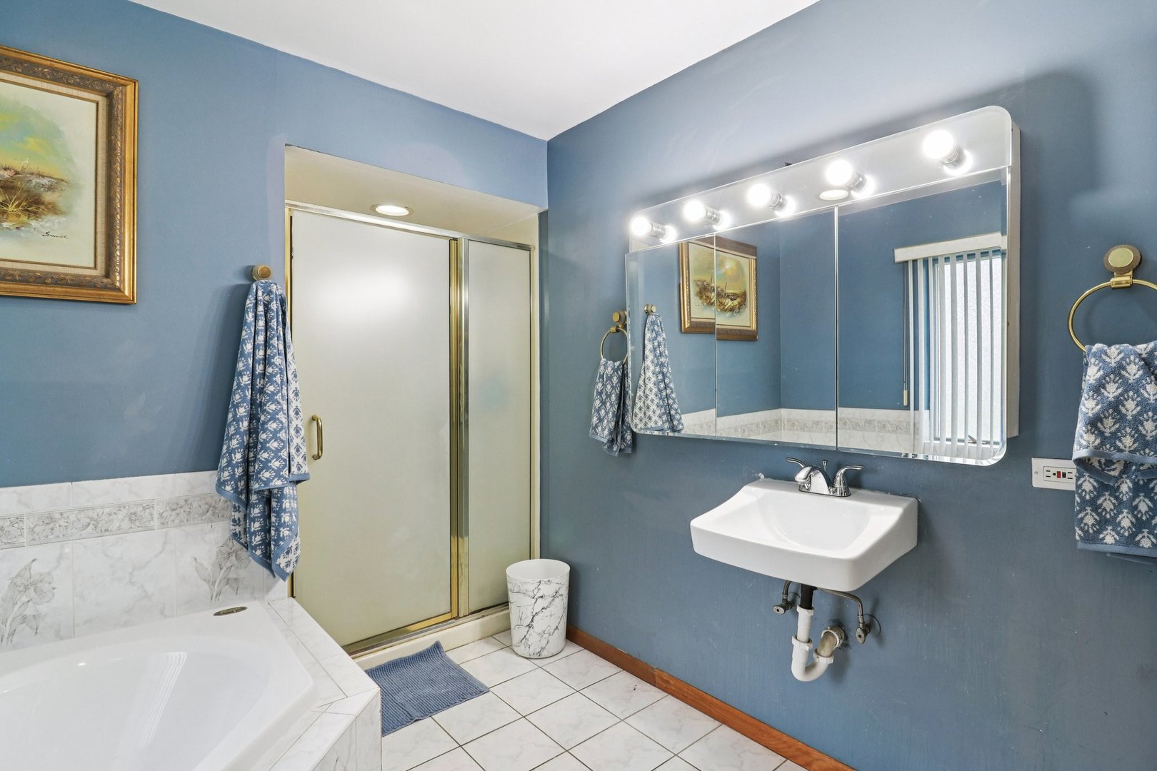 1039 S School Street, Lombard, IL 60148