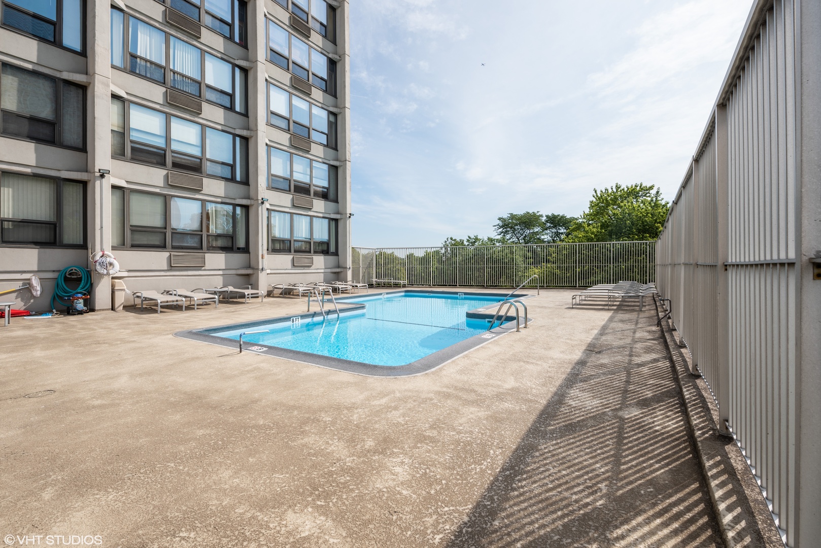 5100 N Marine Drive #9J, Chicago, IL 60640