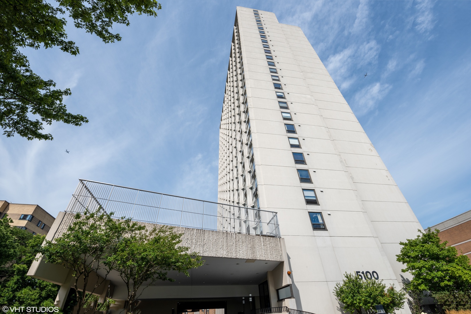 5100 N Marine Drive #9J, Chicago, IL 60640
