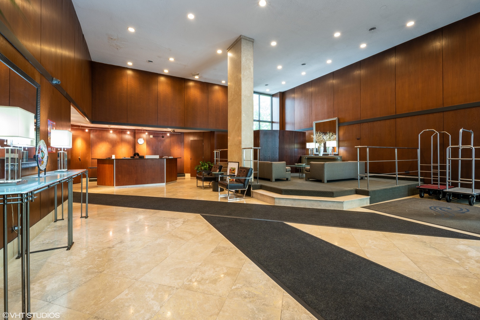 5100 N Marine Drive #9J, Chicago, IL 60640