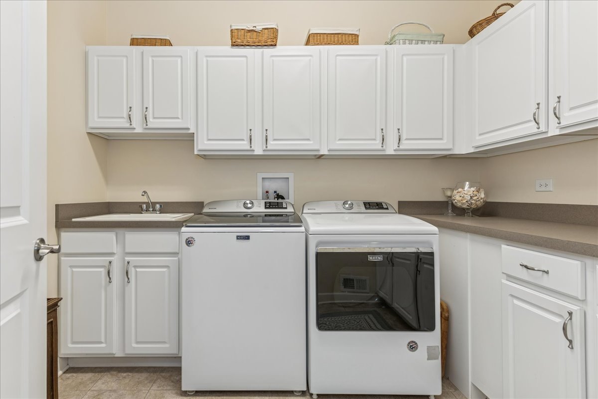 23561 N Sanctuary Club Drive, Kildeer, IL 60047