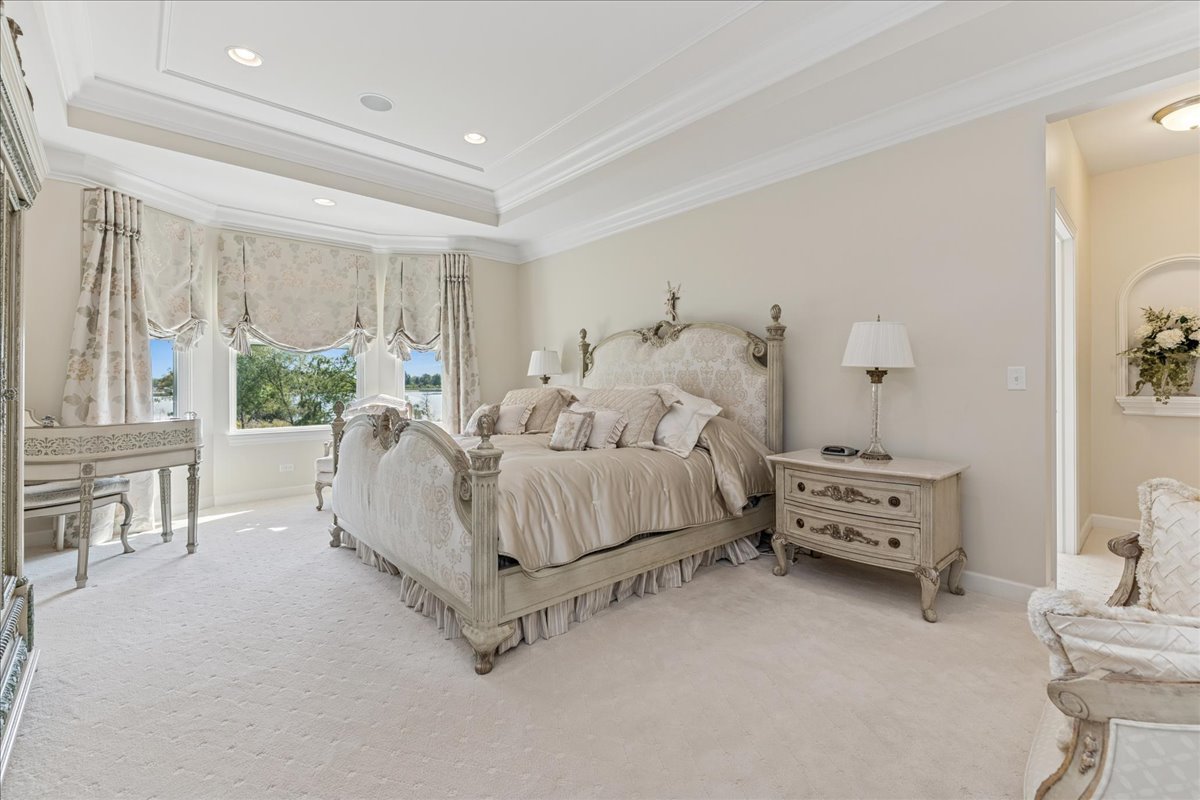 23561 N Sanctuary Club Drive, Kildeer, IL 60047