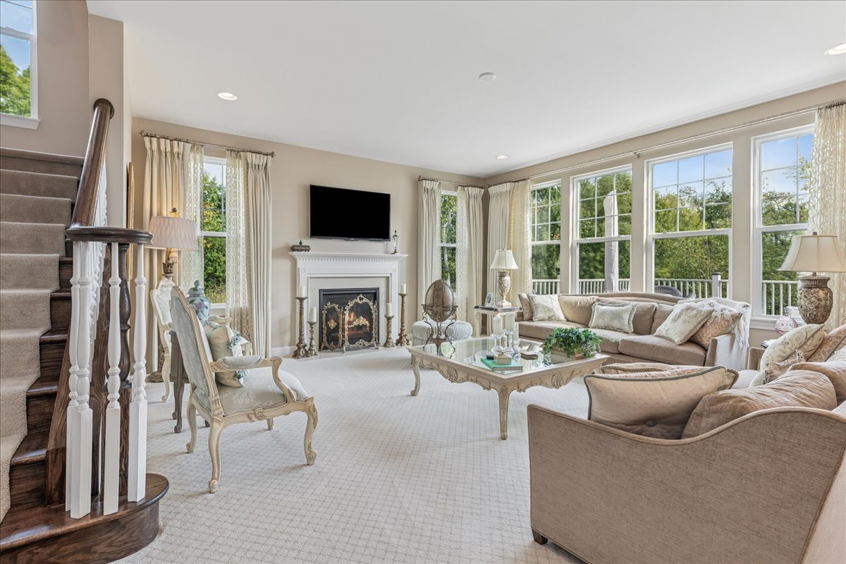 23561 N Sanctuary Club Drive, Kildeer, IL 60047