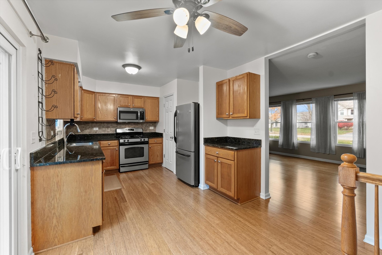 186 Chestnut Lane, Bolingbrook, IL 60490