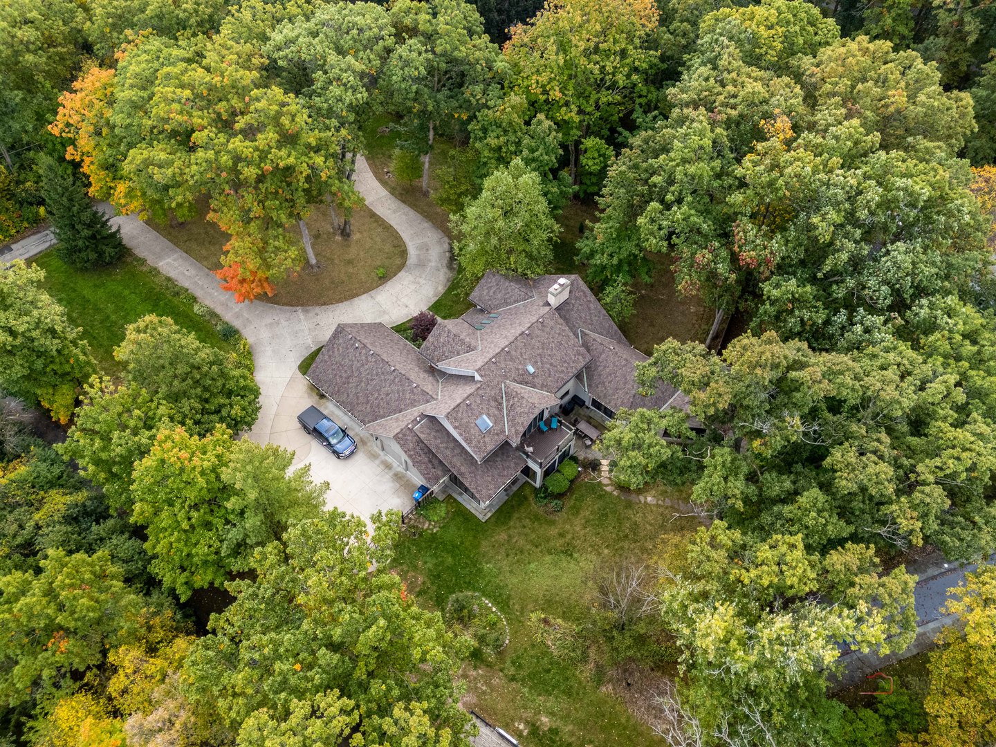 1830 Robinwood Lane, Riverwoods, IL 60015