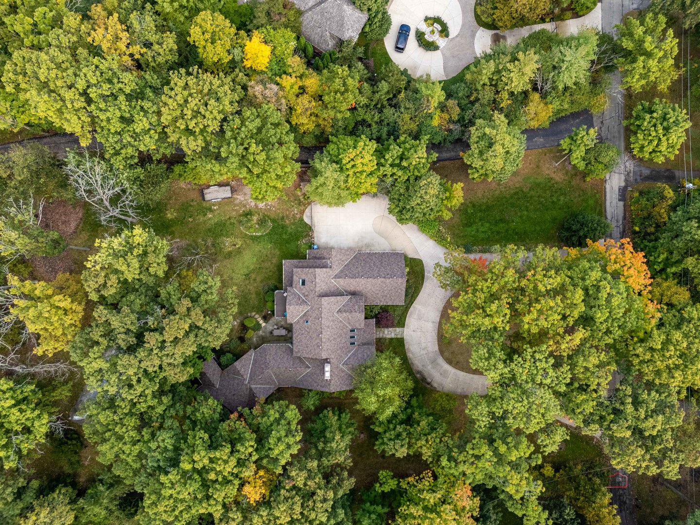 1830 Robinwood Lane, Riverwoods, IL 60015