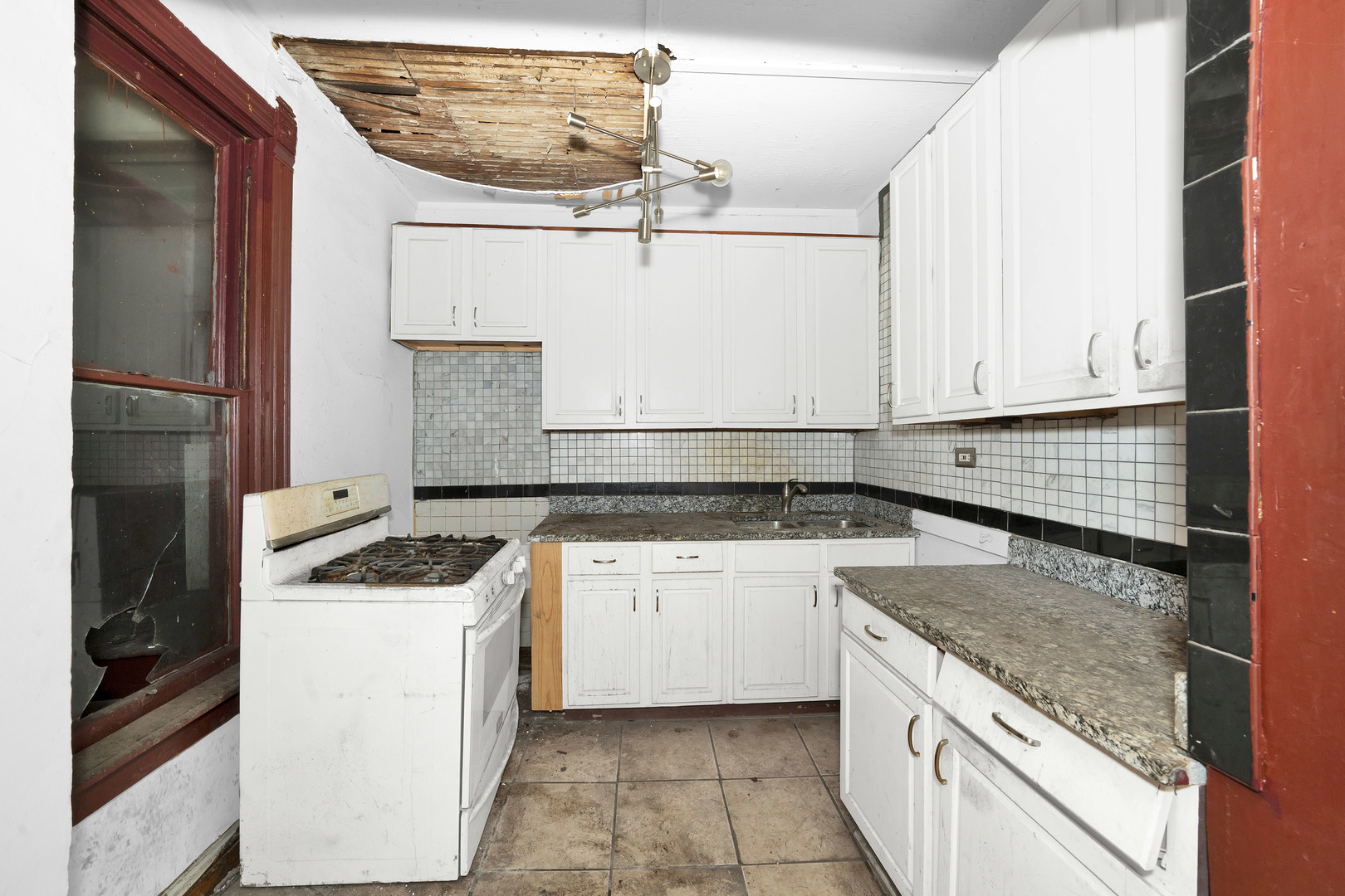 6822 S Claremont Avenue, Chicago, IL 60636