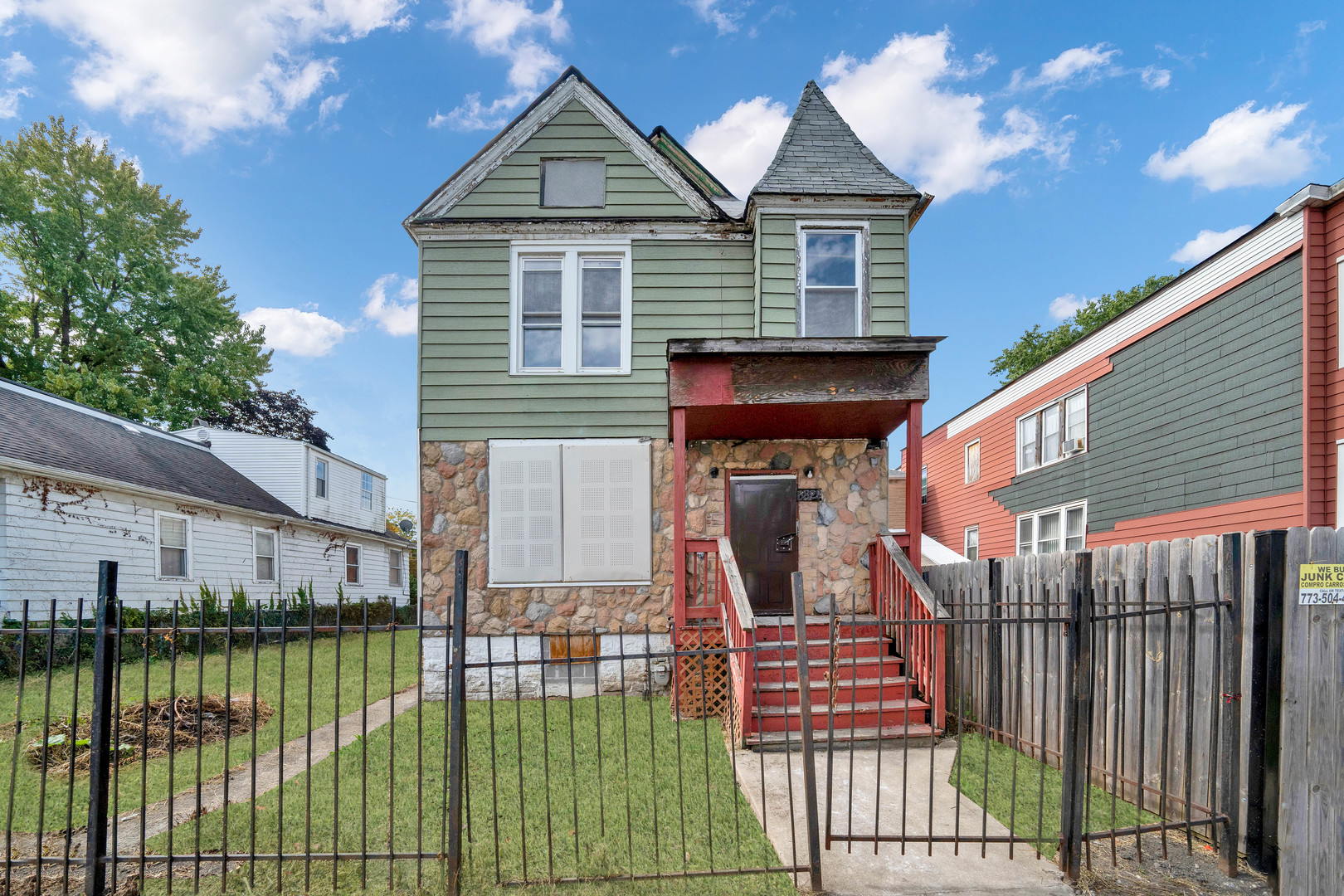 6822 S Claremont Avenue, Chicago, IL 60636