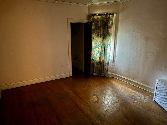 8242 S Rhodes Avenue, Chicago, IL 60619