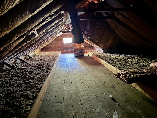 8242 S Rhodes Avenue, Chicago, IL 60619