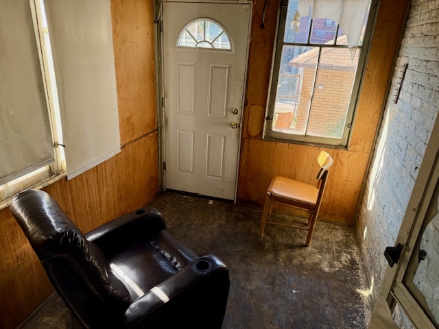 8242 S Rhodes Avenue, Chicago, IL 60619