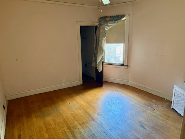 8242 S Rhodes Avenue, Chicago, IL 60619