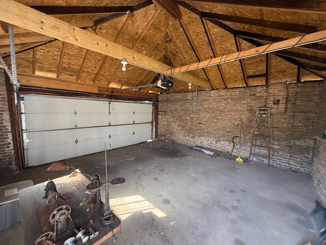 8242 S Rhodes Avenue, Chicago, IL 60619