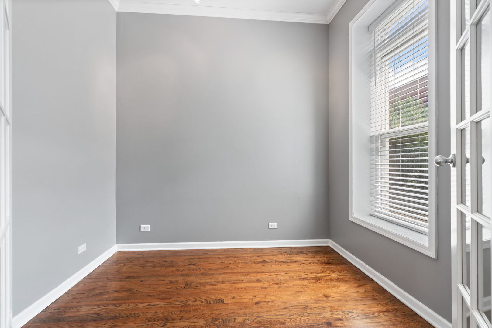 514 N Armour Street #2F, Chicago, IL 60642