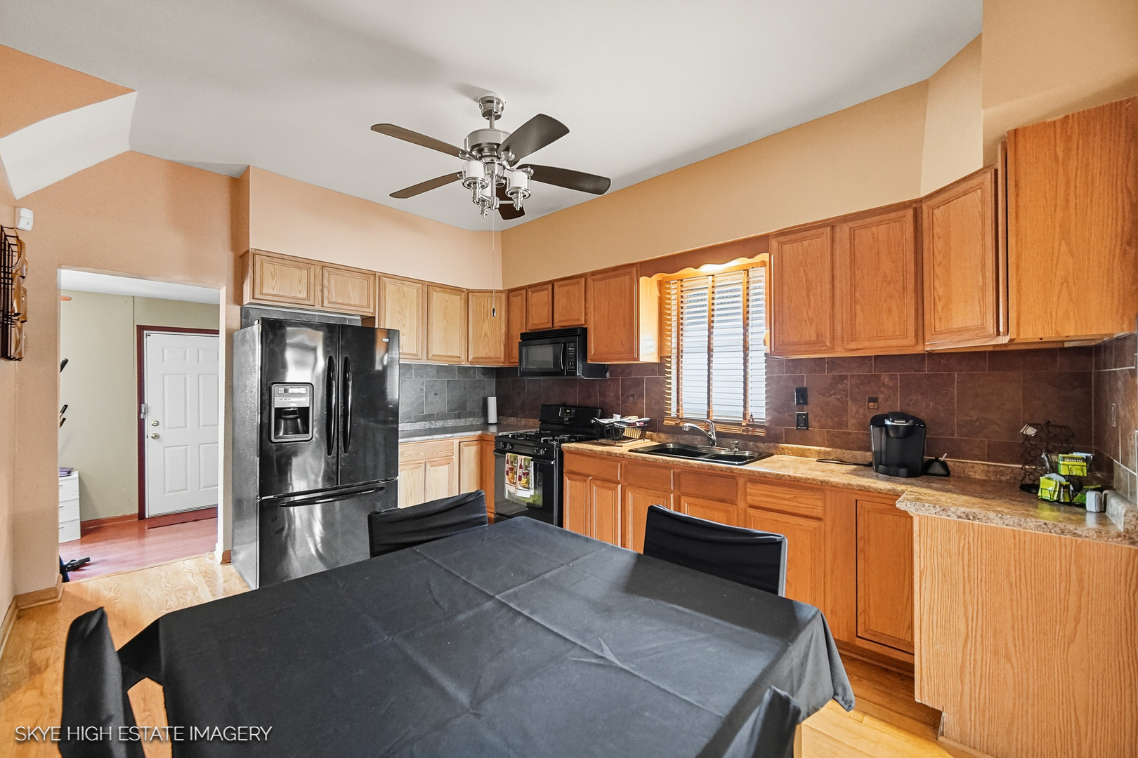 2028 W 80th Street, Chicago, IL 60620