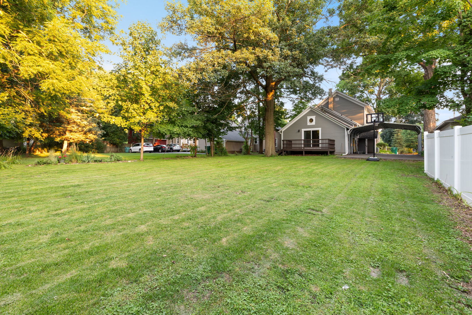 113 E Ottawa Street, Sycamore, IL 60178