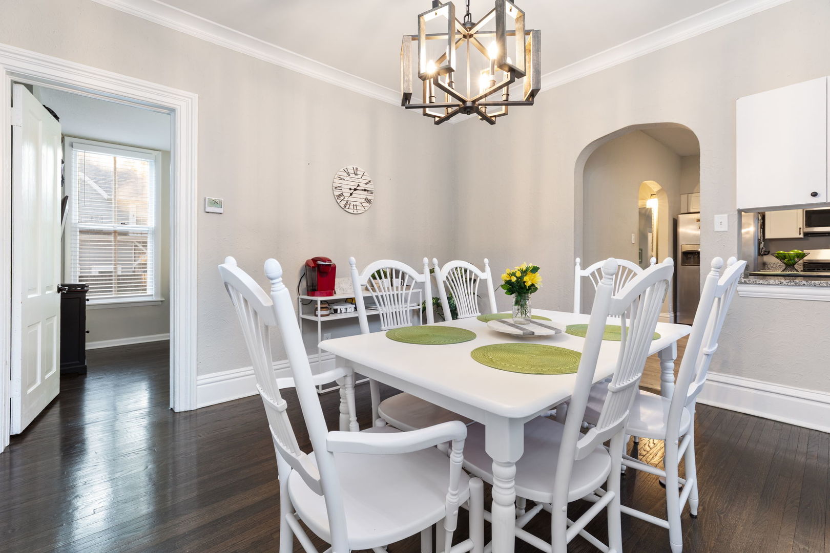 113 E Ottawa Street, Sycamore, IL 60178