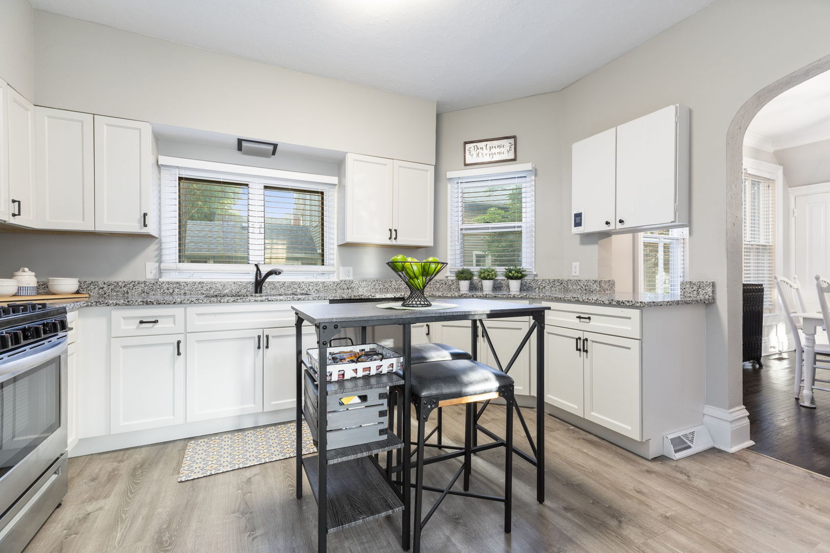 113 E Ottawa Street, Sycamore, IL 60178