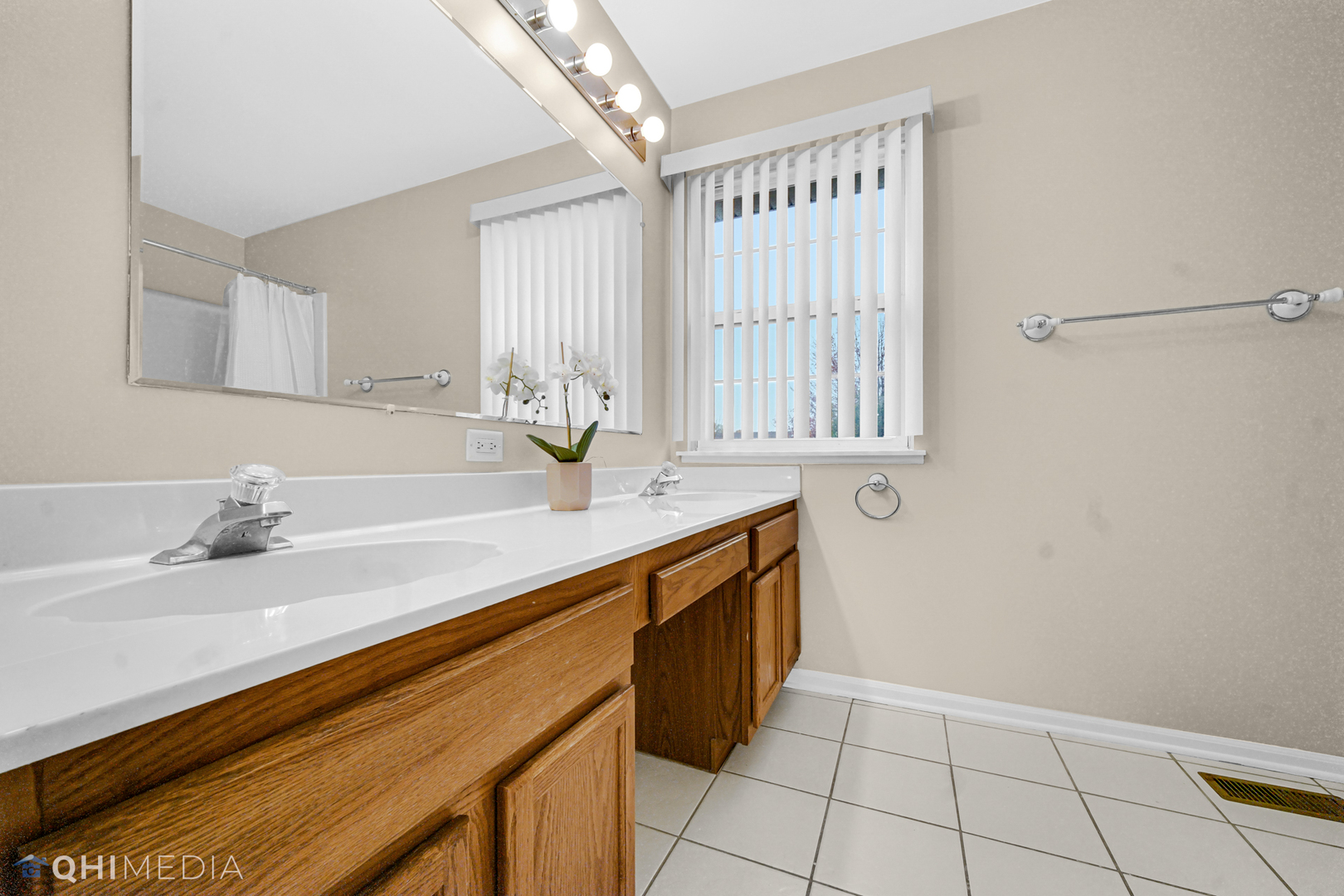 7248 BRADFORD Court, Justice, IL 60458