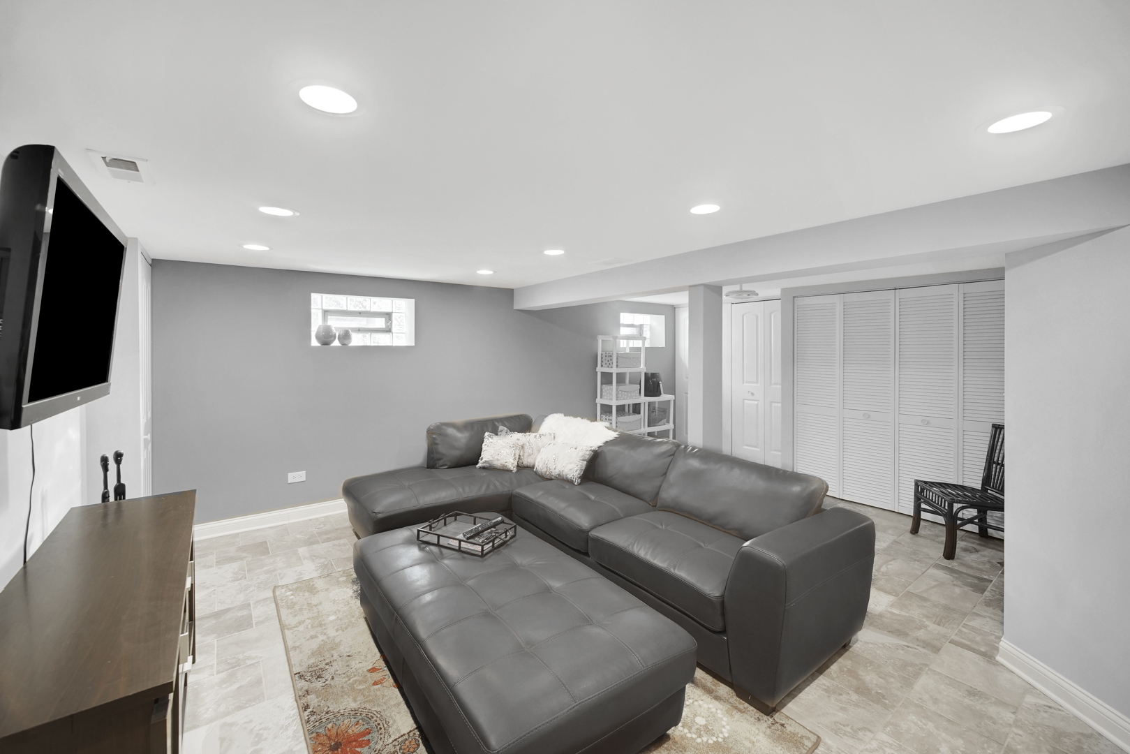 9348 S Green Street, Chicago, IL 60620