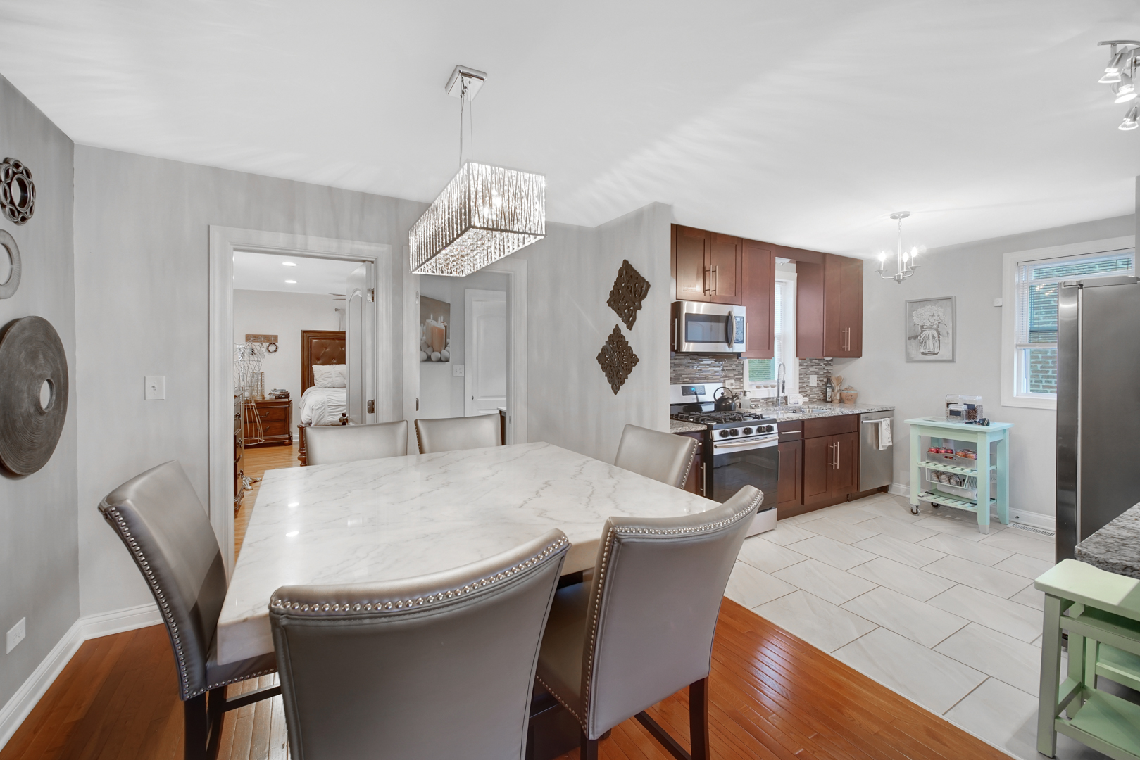 9348 S Green Street, Chicago, IL 60620