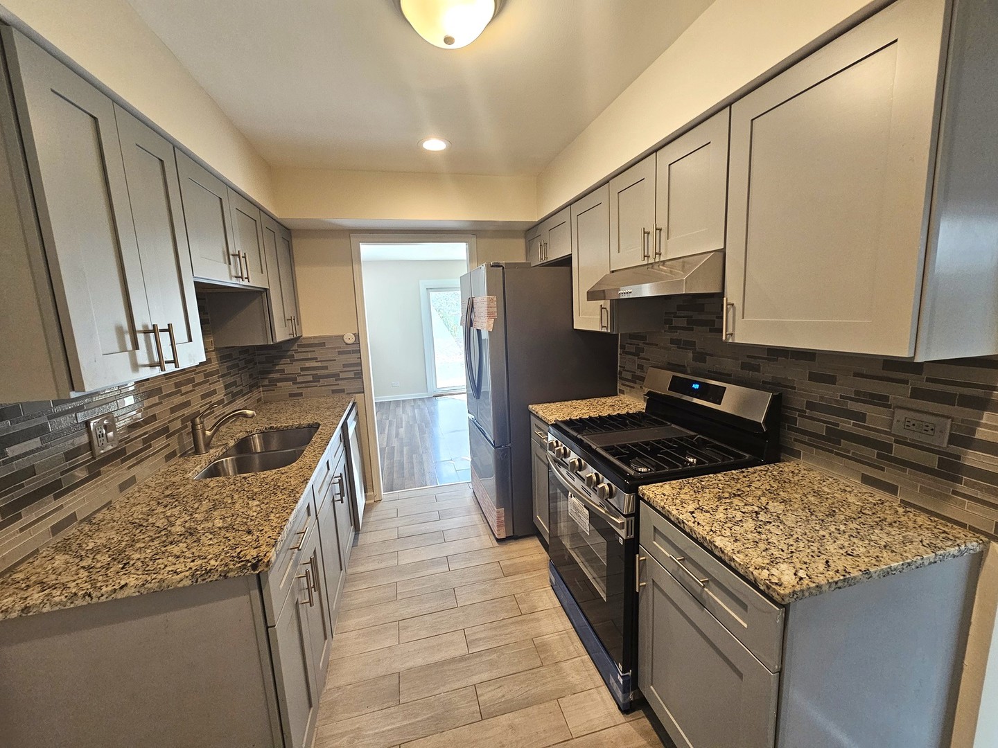 307 E Alpine Drive, Glendale Heights, IL 60139