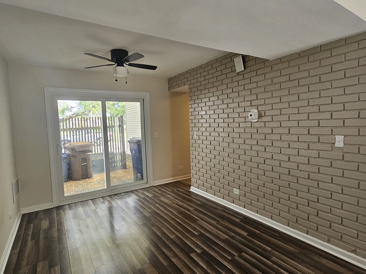 307 E Alpine Drive, Glendale Heights, IL 60139