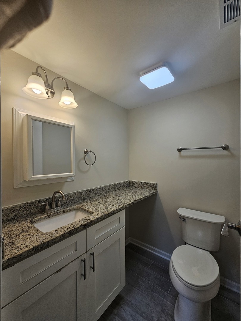 307 E Alpine Drive, Glendale Heights, IL 60139