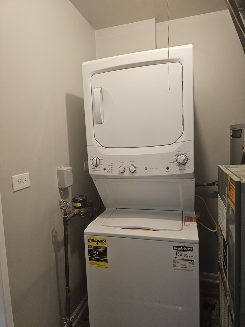 307 E Alpine Drive, Glendale Heights, IL 60139