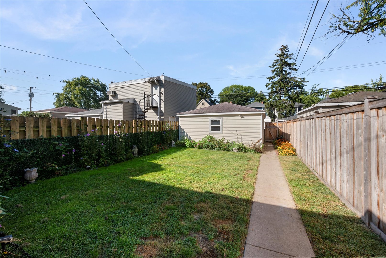 1157 Gunderson Avenue, Oak Park, IL 60304