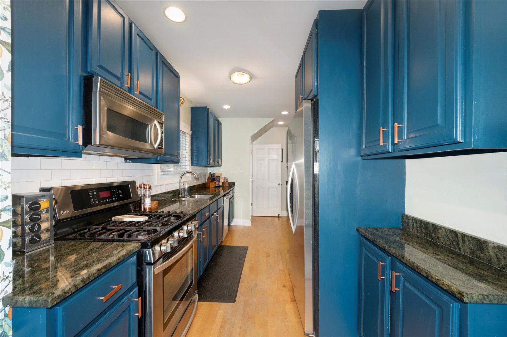 1157 Gunderson Avenue, Oak Park, IL 60304