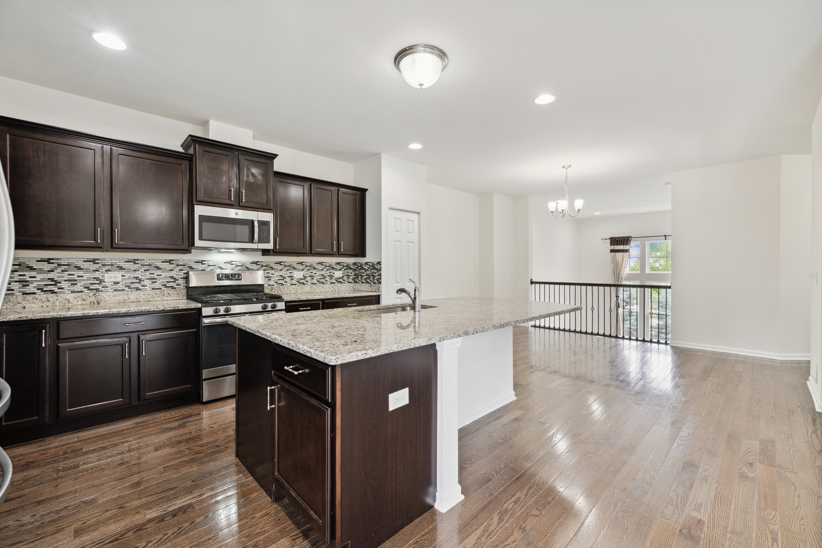 4277 Liberty Street #4277, Aurora, IL 60504