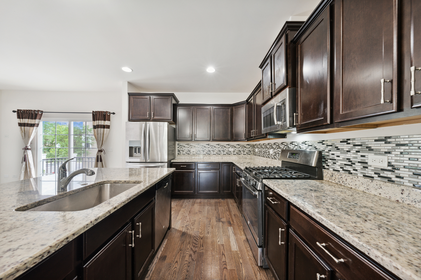 4277 Liberty Street #4277, Aurora, IL 60504