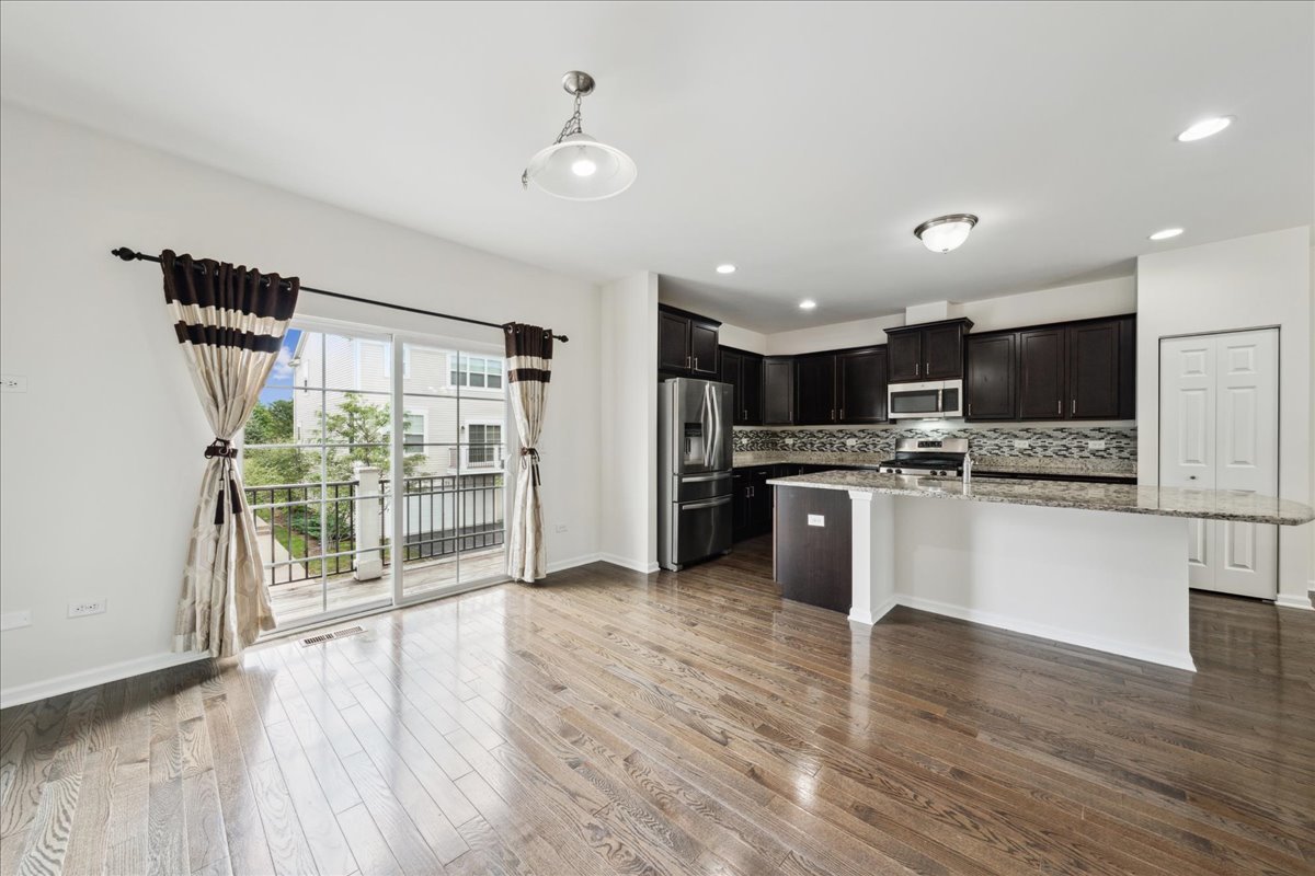 4277 Liberty Street #4277, Aurora, IL 60504