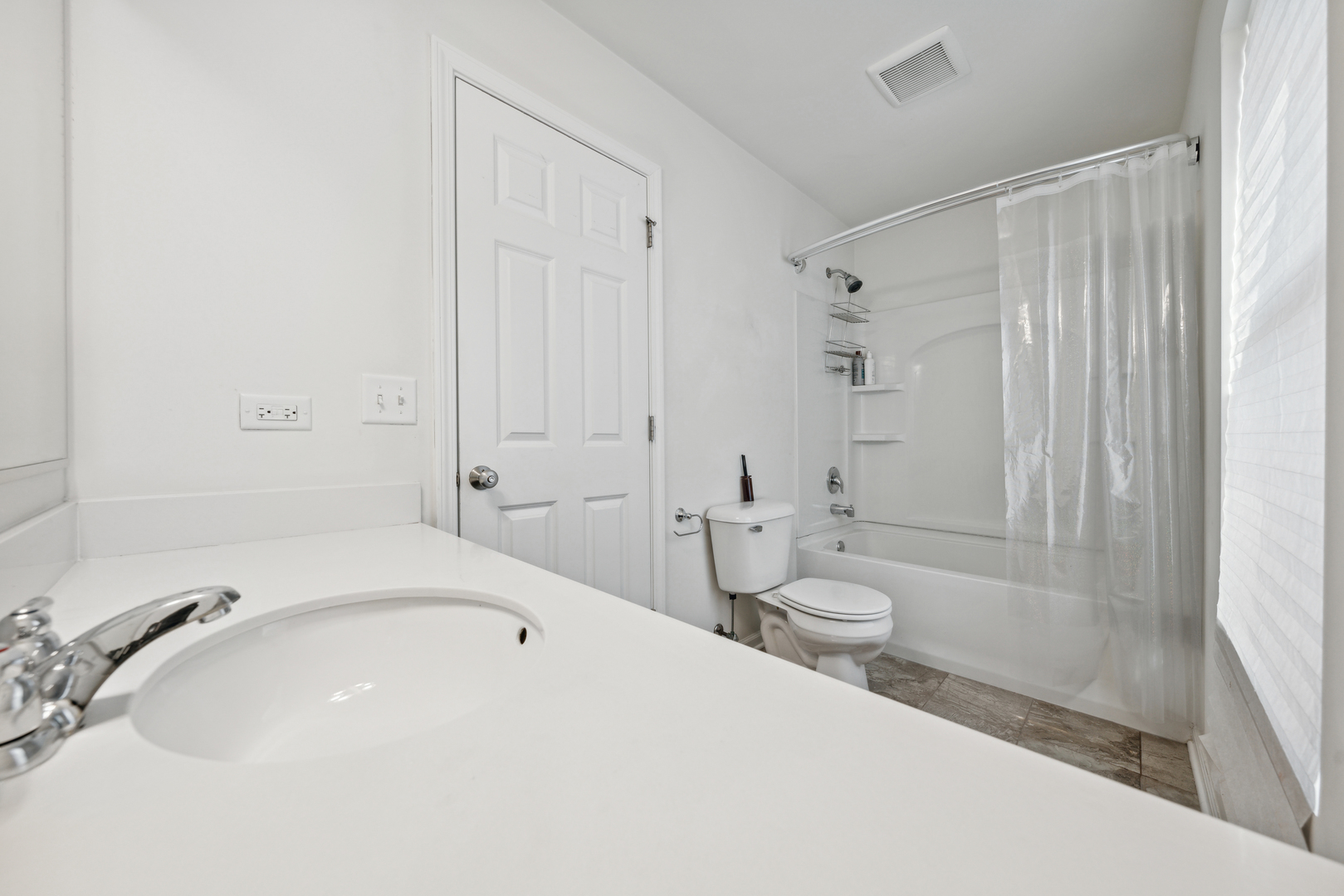 4277 Liberty Street #4277, Aurora, IL 60504