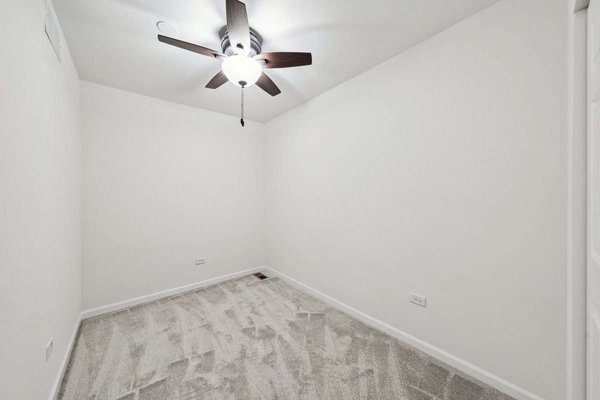 4277 Liberty Street #4277, Aurora, IL 60504