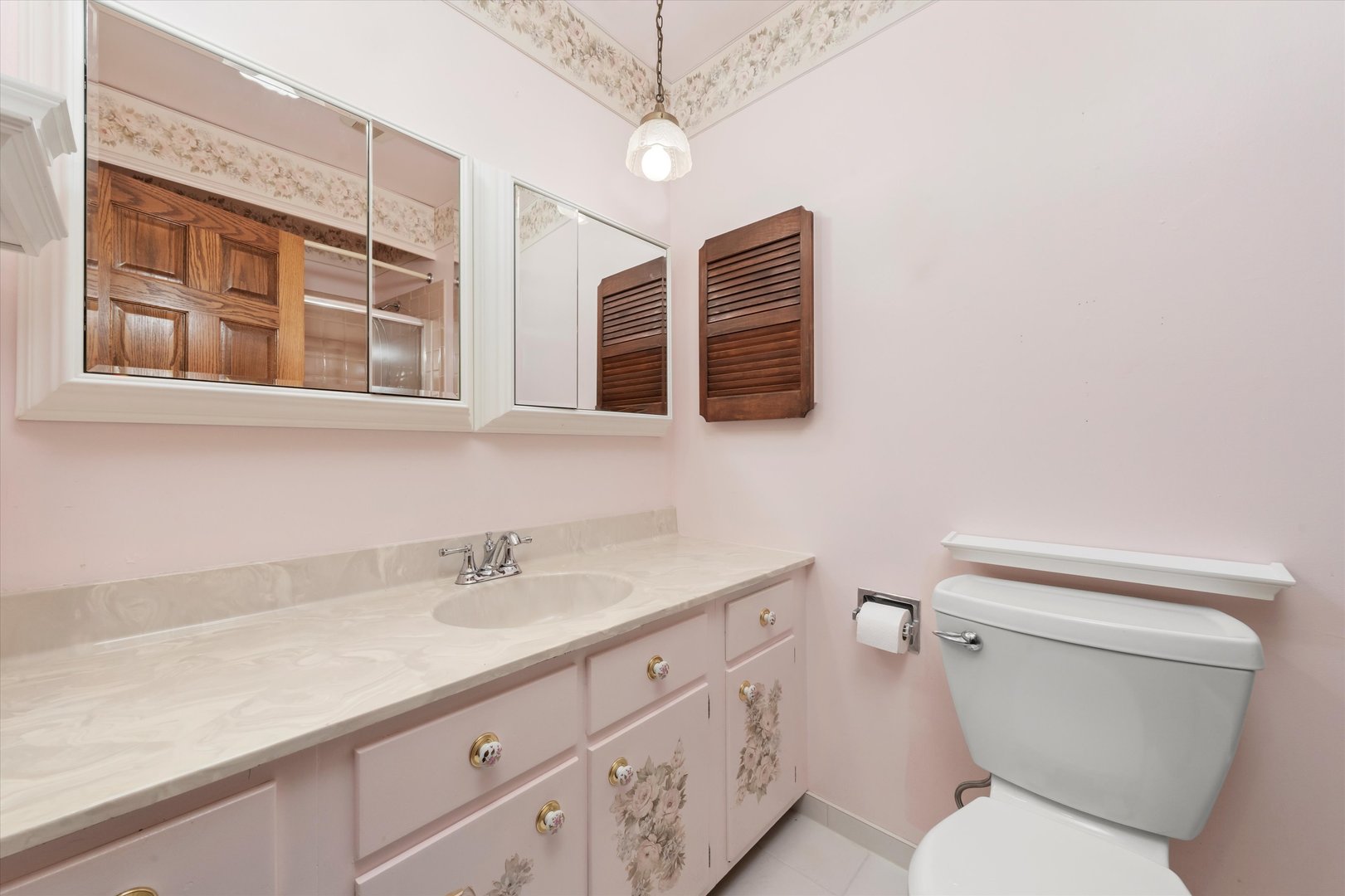 15100 Crescent Green Drive, Oak Forest, IL 60452