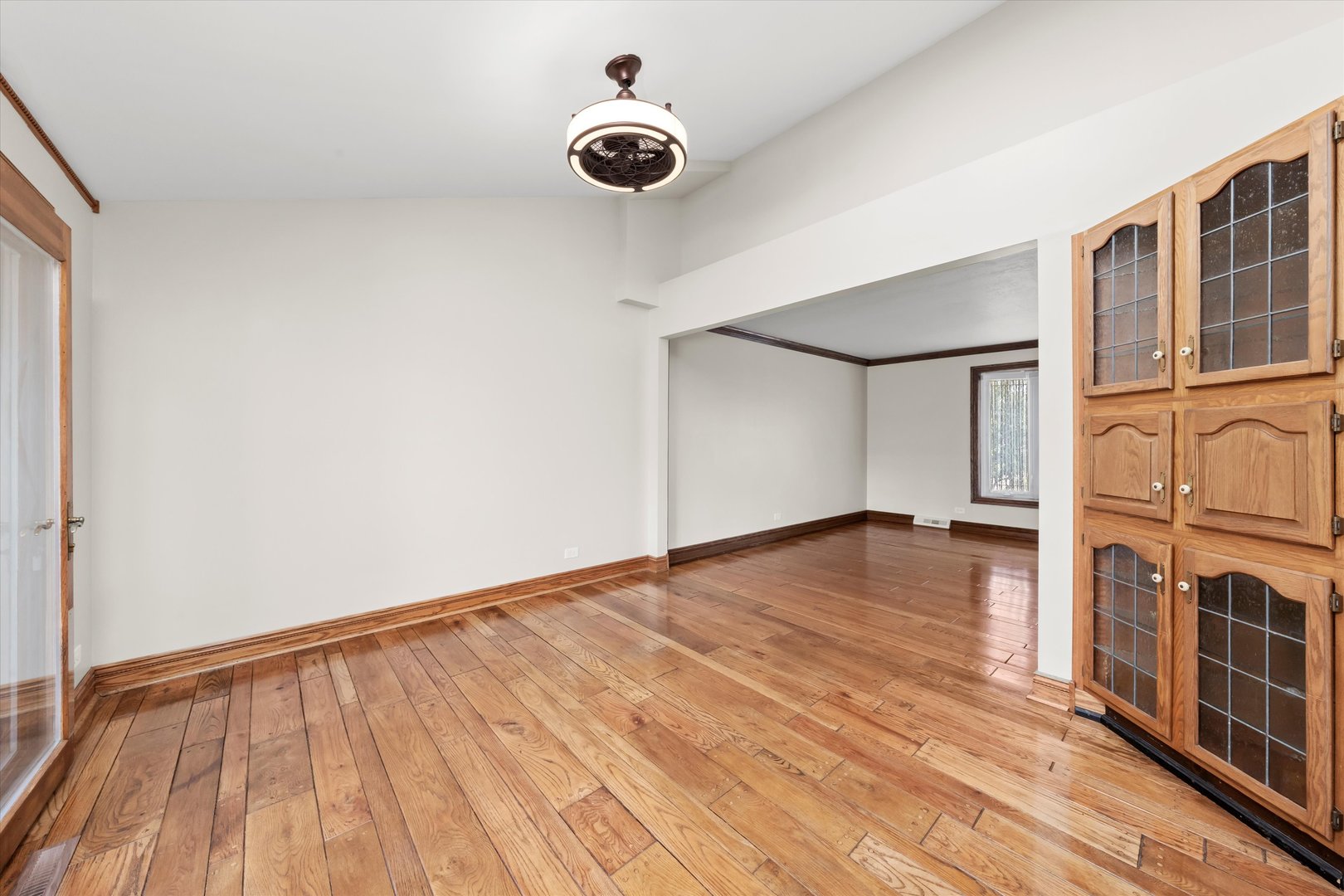 15100 Crescent Green Drive, Oak Forest, IL 60452