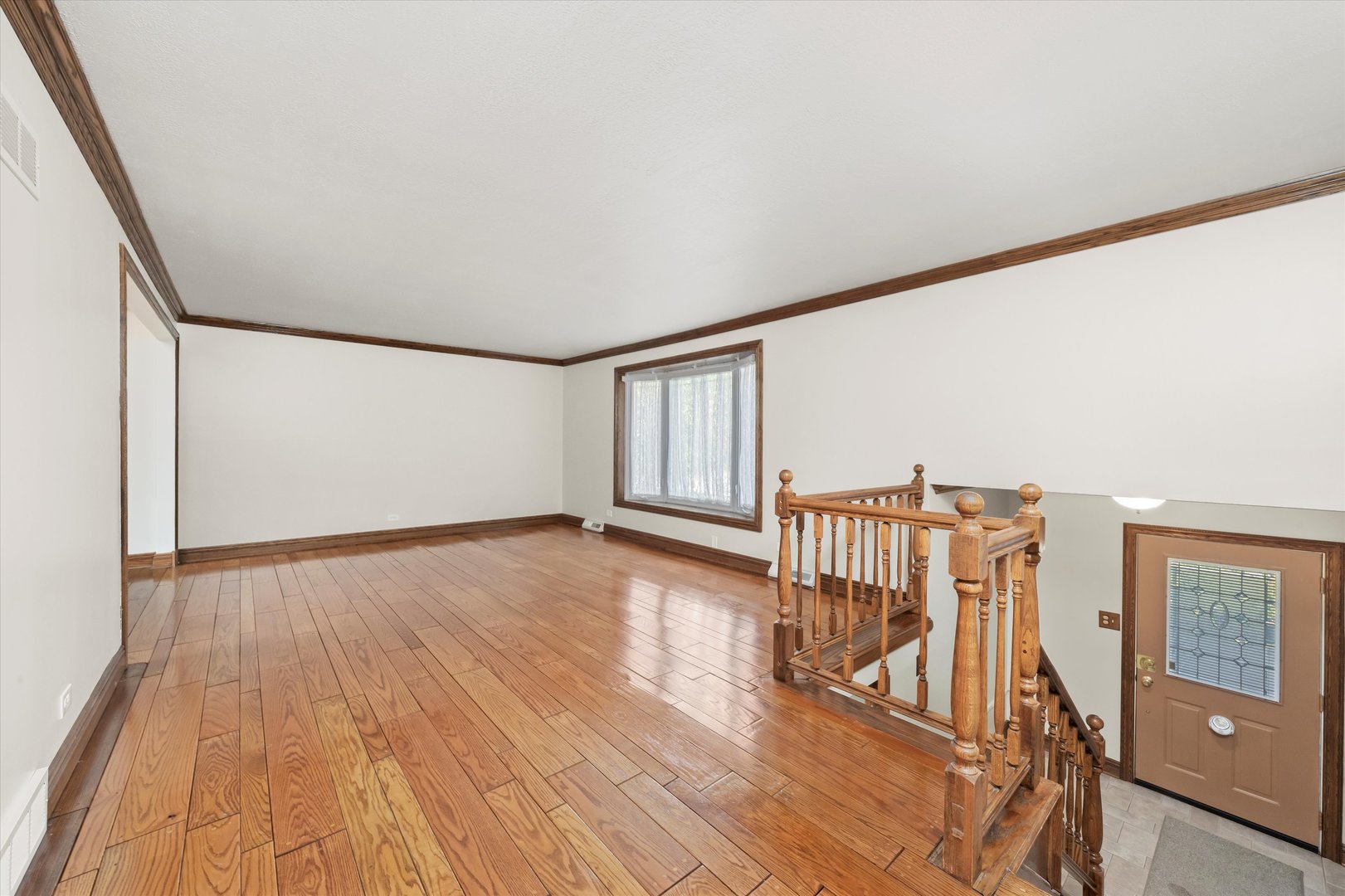 15100 Crescent Green Drive, Oak Forest, IL 60452