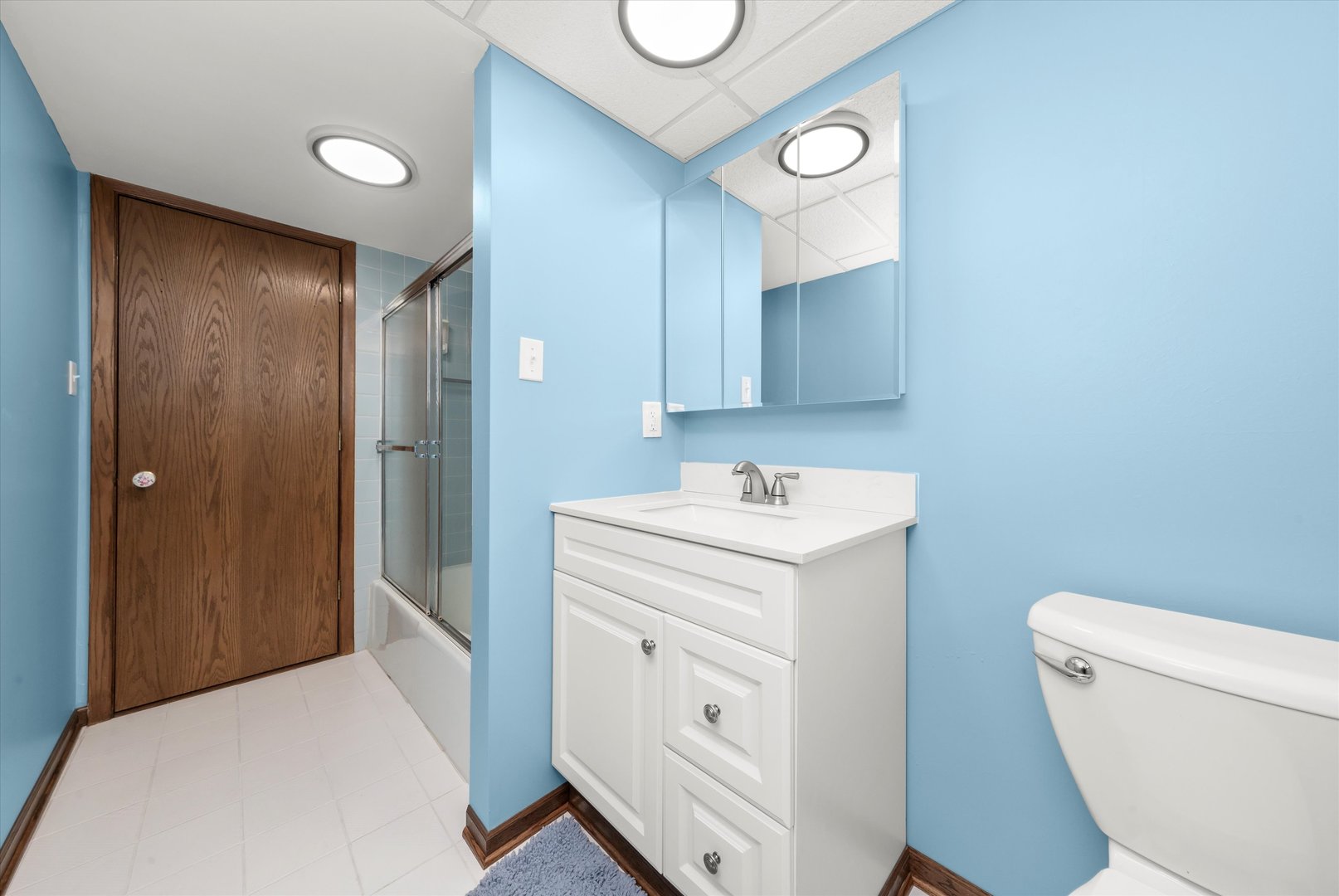 15100 Crescent Green Drive, Oak Forest, IL 60452