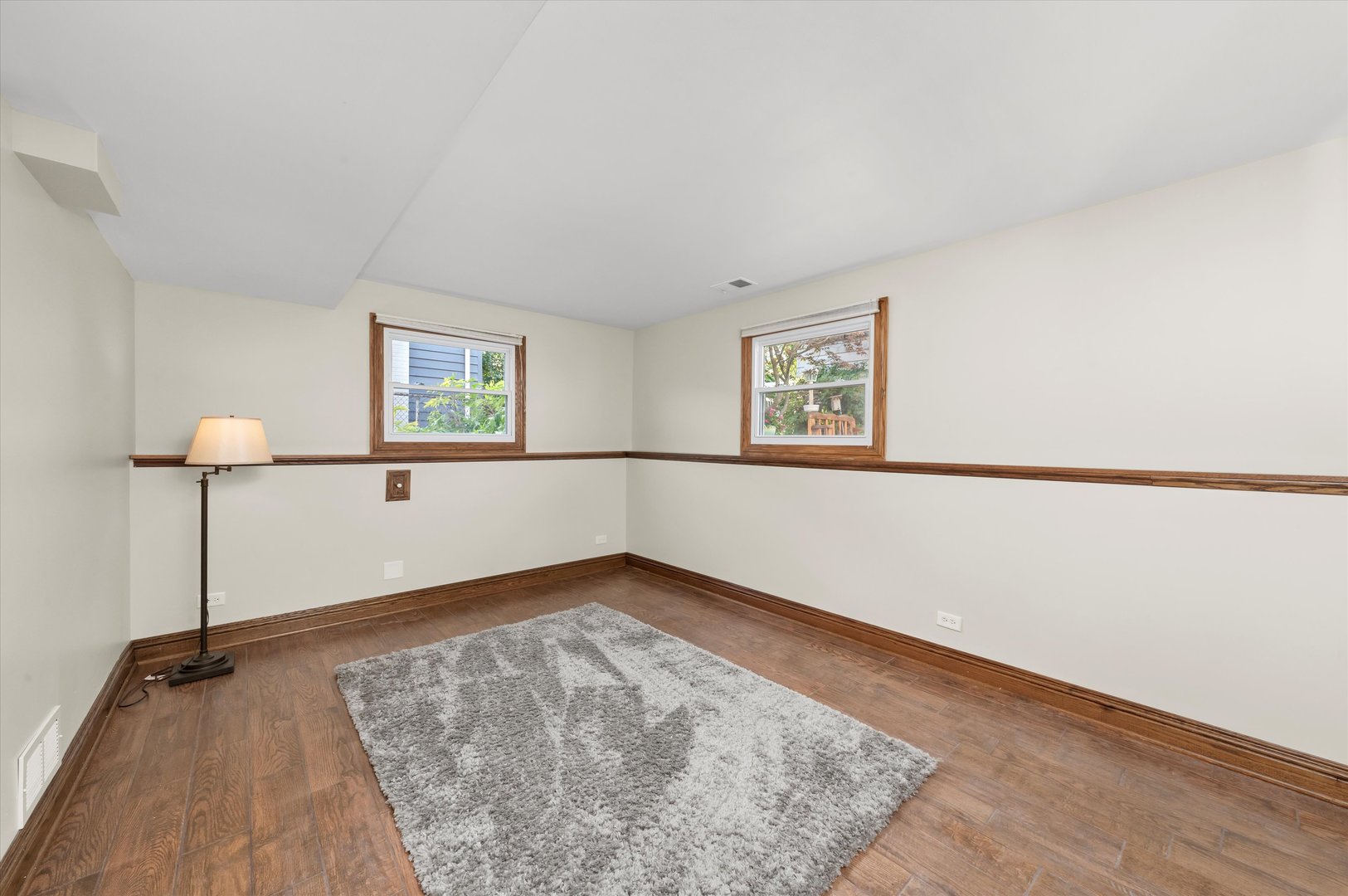 15100 Crescent Green Drive, Oak Forest, IL 60452