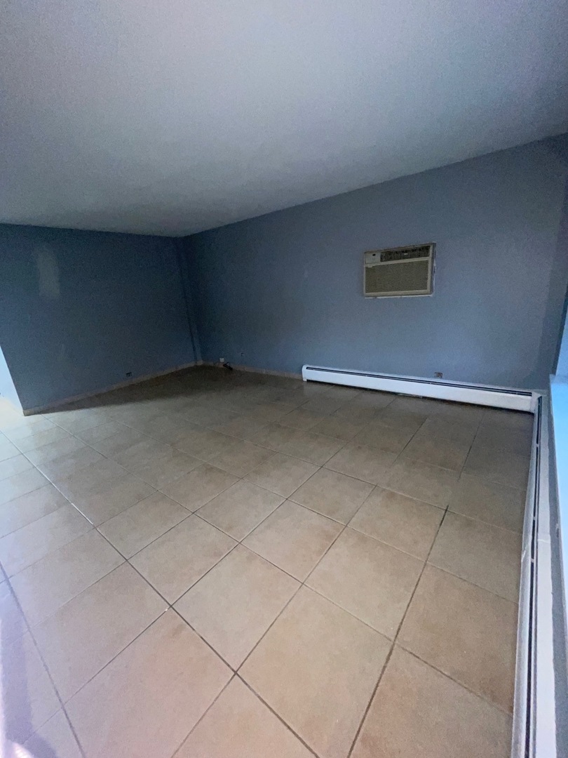 1610 N 23rd Avenue #2, Melrose Park, IL 60160