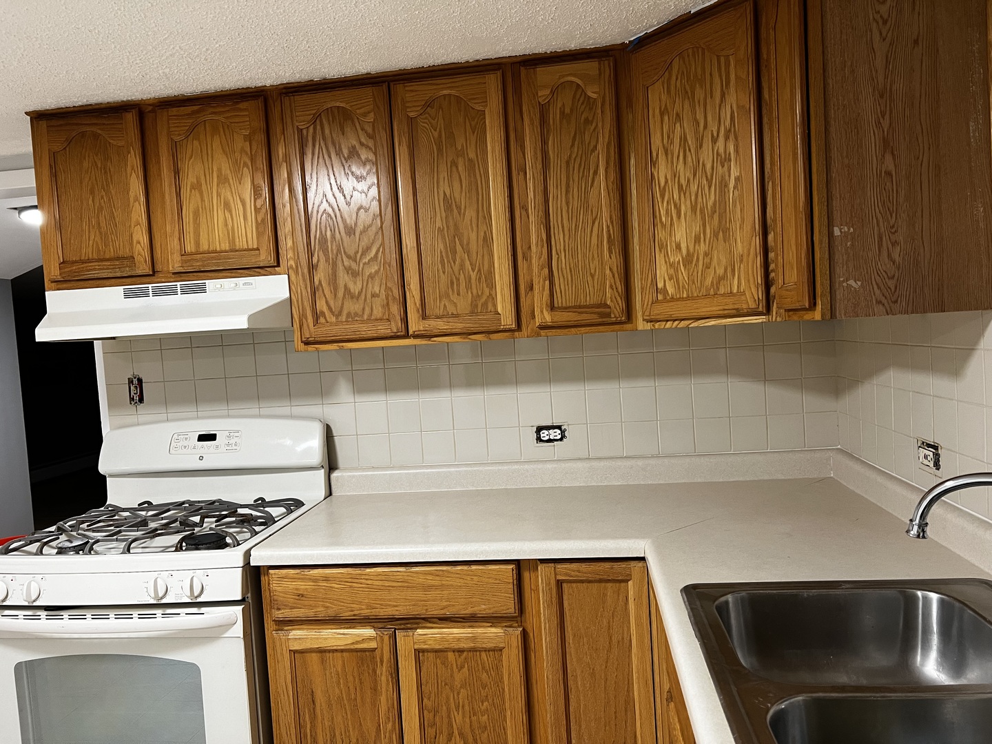 1610 N 23rd Avenue #2, Melrose Park, IL 60160