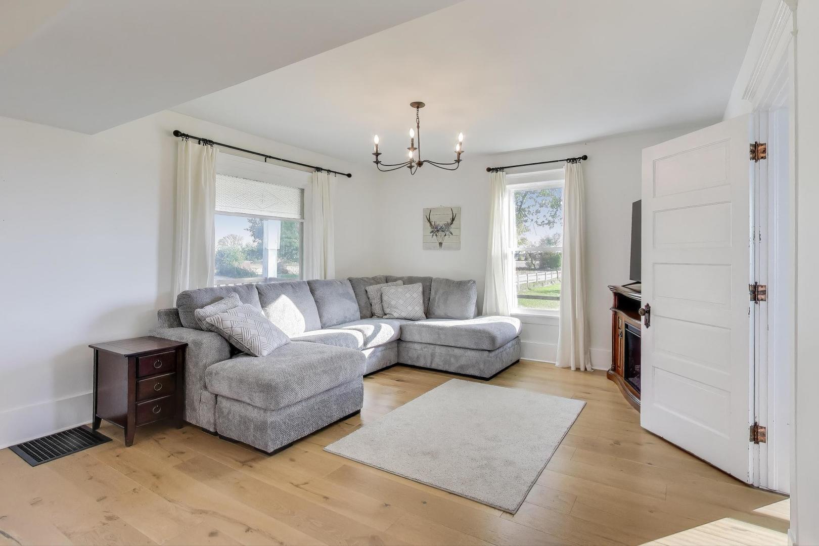 17128 Lukens Road, Sycamore, IL 60178