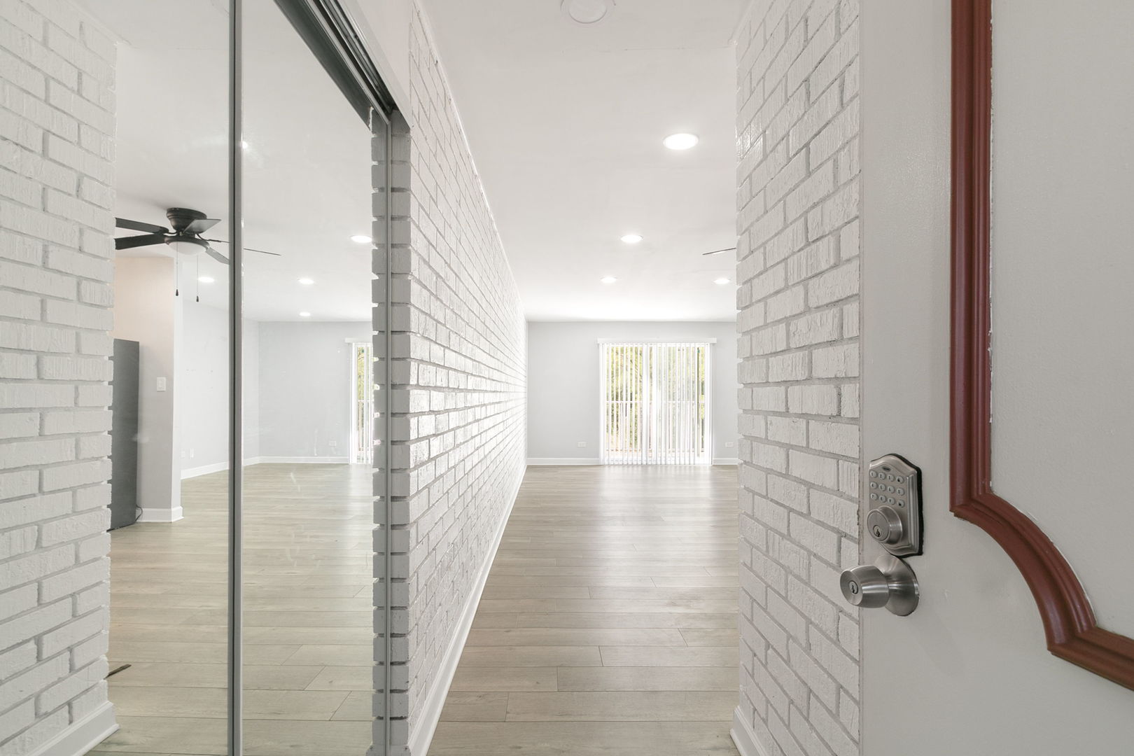 17000 Novak Drive #105, Hazel Crest, IL 60429