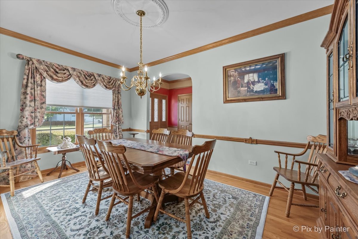 602 Woodside Terrace, Hampshire, IL 60140