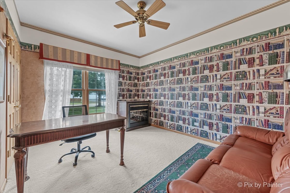 602 Woodside Terrace, Hampshire, IL 60140