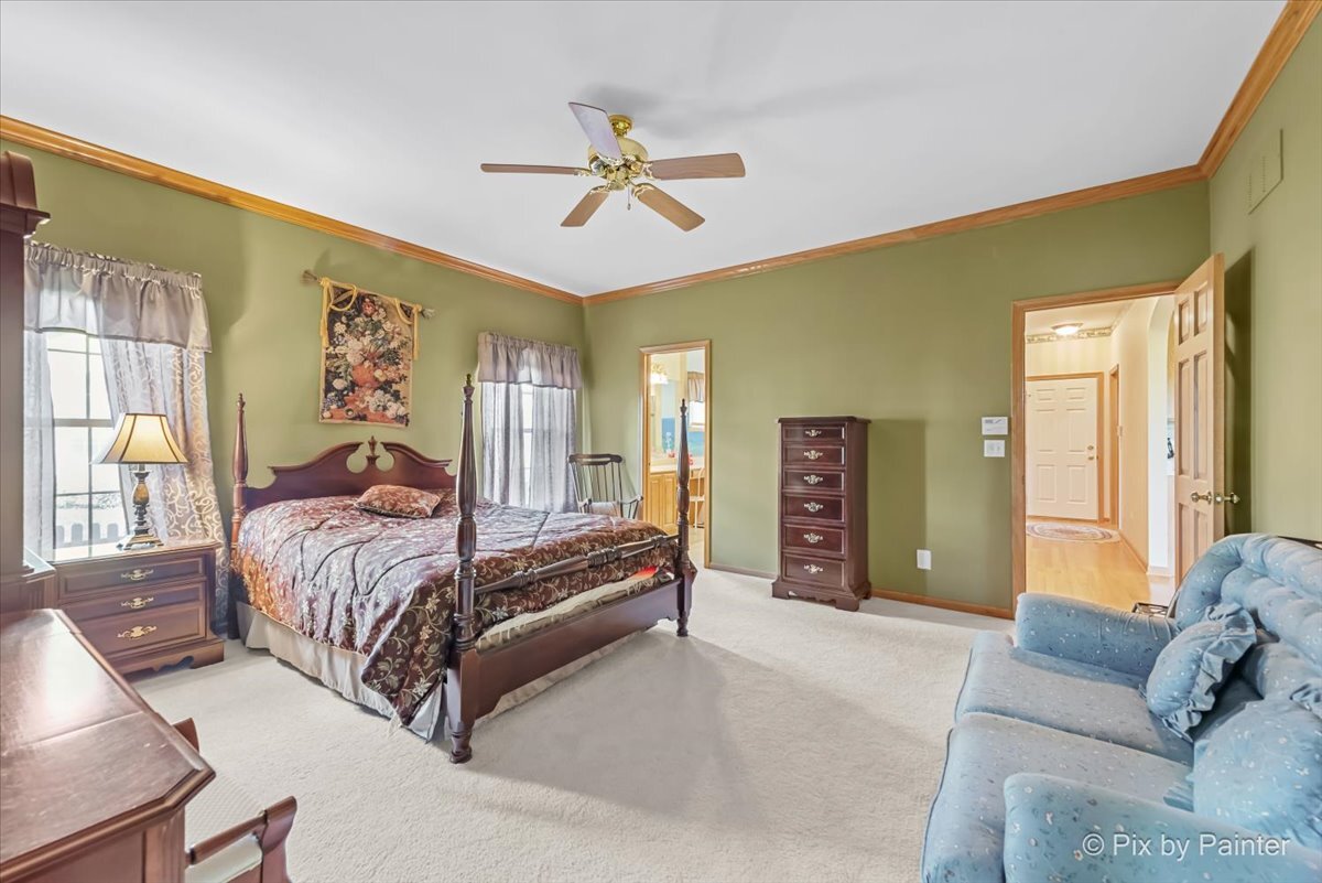 602 Woodside Terrace, Hampshire, IL 60140