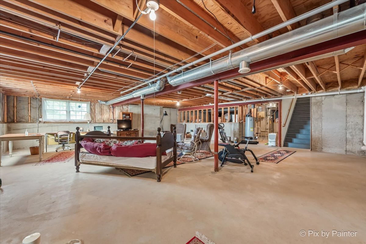 602 Woodside Terrace, Hampshire, IL 60140