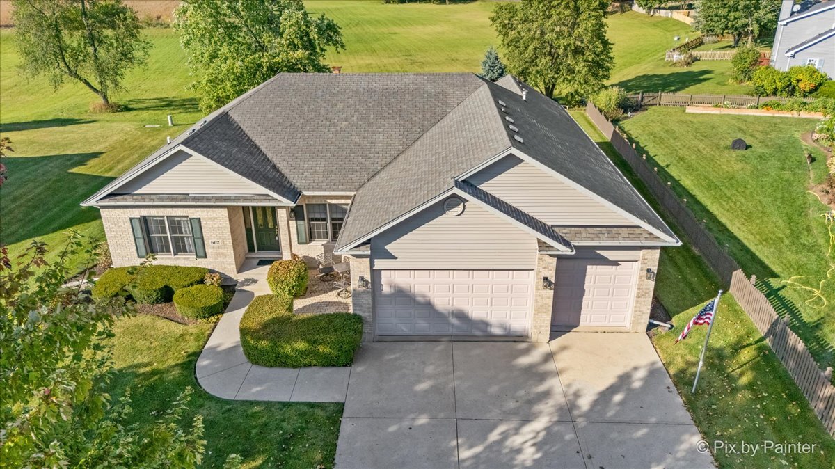 602 Woodside Terrace, Hampshire, IL 60140